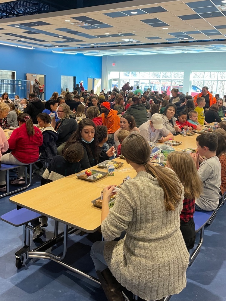 Cafeteria full!